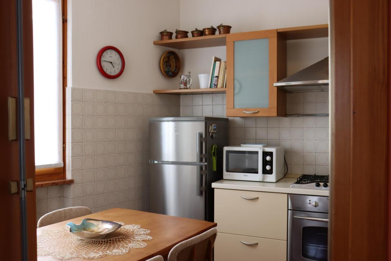 Monika Holiday 88 Astro Sul Garda Costermano Eksteriør bilde